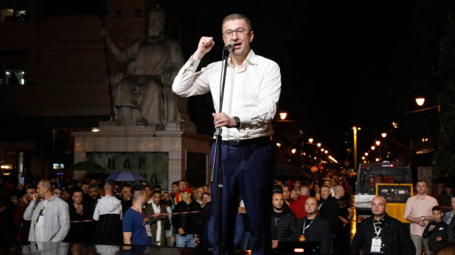 εμπρηστική-ρητορική-από-τα-σκόπια-563029471