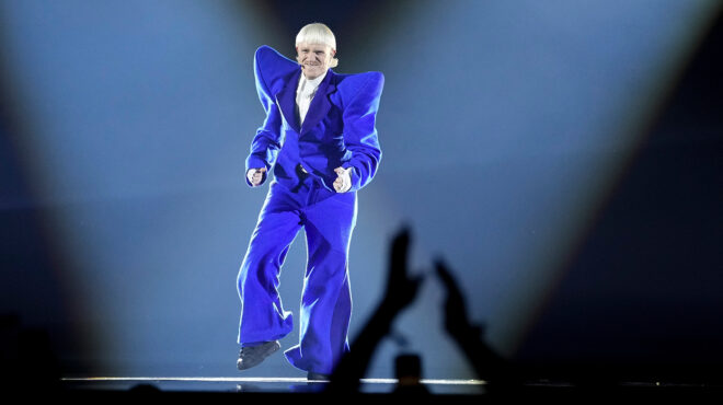 eurovision-νότες-χρώματα-και-φρου-φρου-αρώματα-563021161