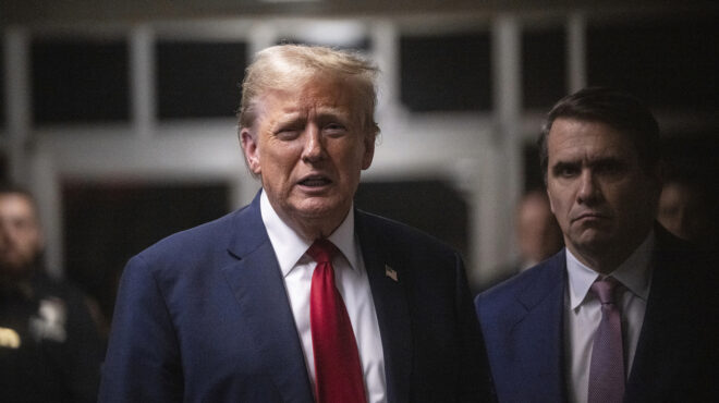 κάννες-αυτό-το-σκουπίδι-περιέχει-μόν-563035036