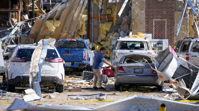 ηπα-nεκροί-και-καταστροφές-από-ισχυρές-563045509