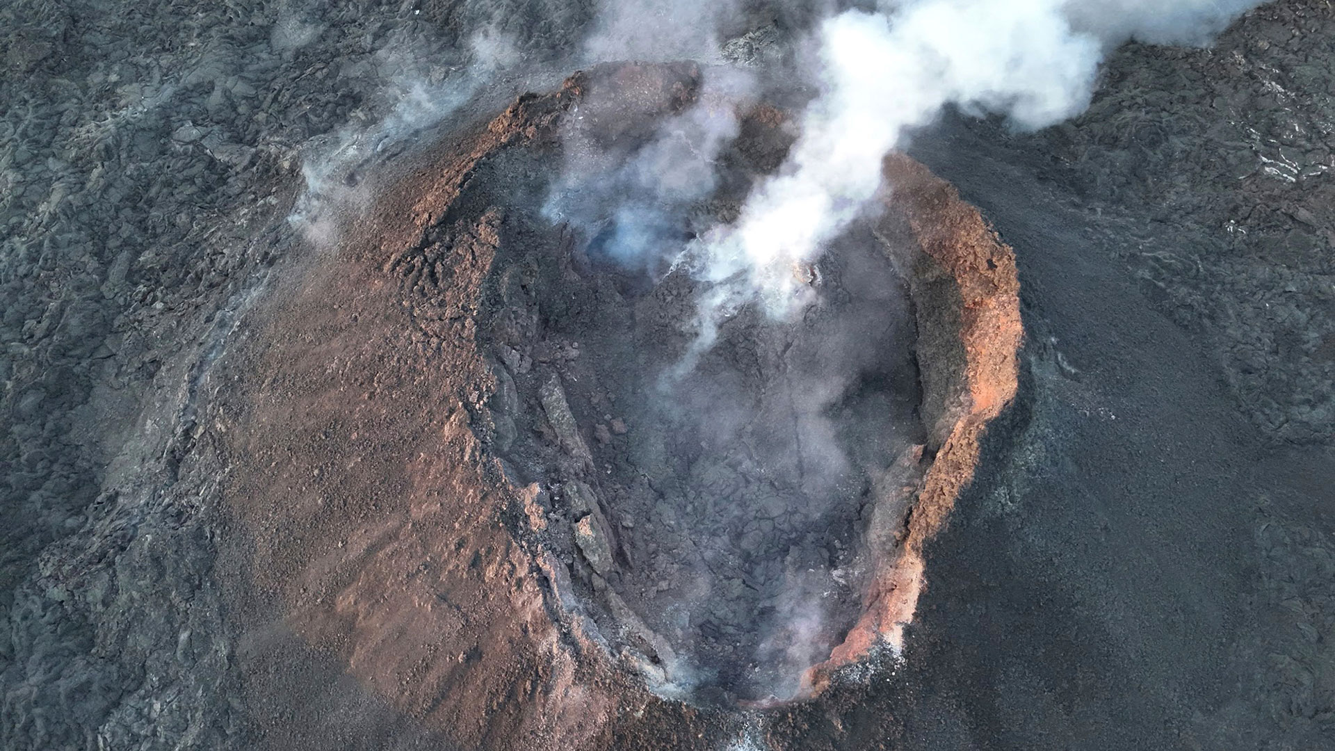 Ισλανδία: Νέα έκρηξη ηφαιστείου στο Γκρίνταβικ – Η πέμπτη από τον Δεκέμβριο-1