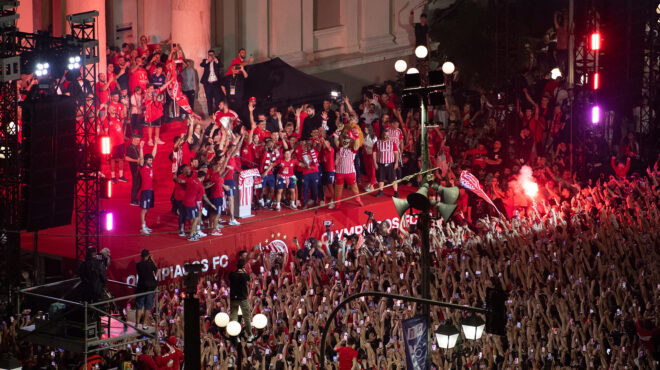 ολυμπιακός-ολονύχτιο-πάρτι-στον-πειρ-563050495