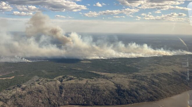καναδάς-πυρκαγιά-απειλεί-πετρελαιοπ-563025745