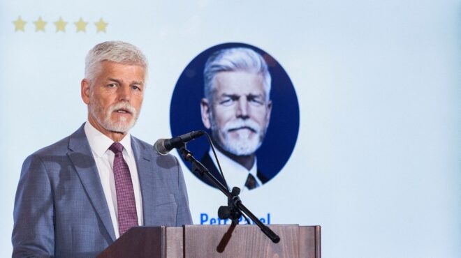 τσεχία-ο-πρόεδρος-πάβελ-στο-νοσοκομεί-563040712