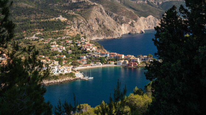 τον-μάιο-η-κεφαλονιά-είναι-στα-καλύτερ-563018713