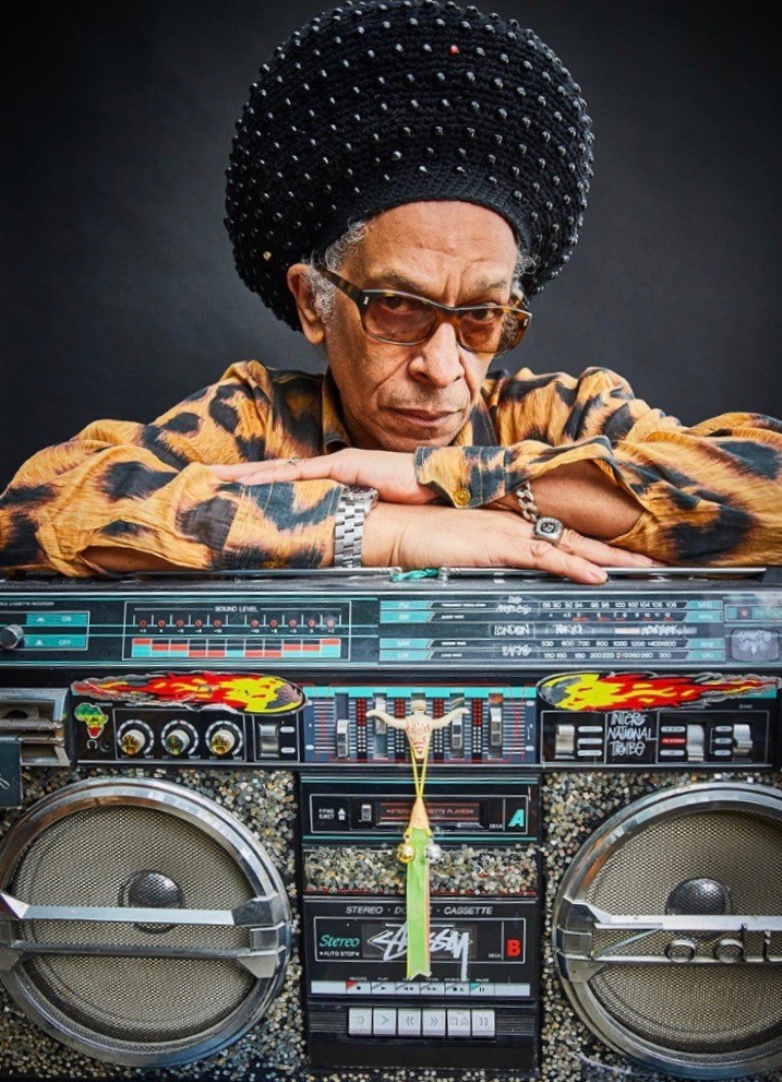 Ντον Λετς στην «Κ»: «Είναι δύσκολο να είσαι επαναστάτης όταν μένεις με τη μαμά σου»-2