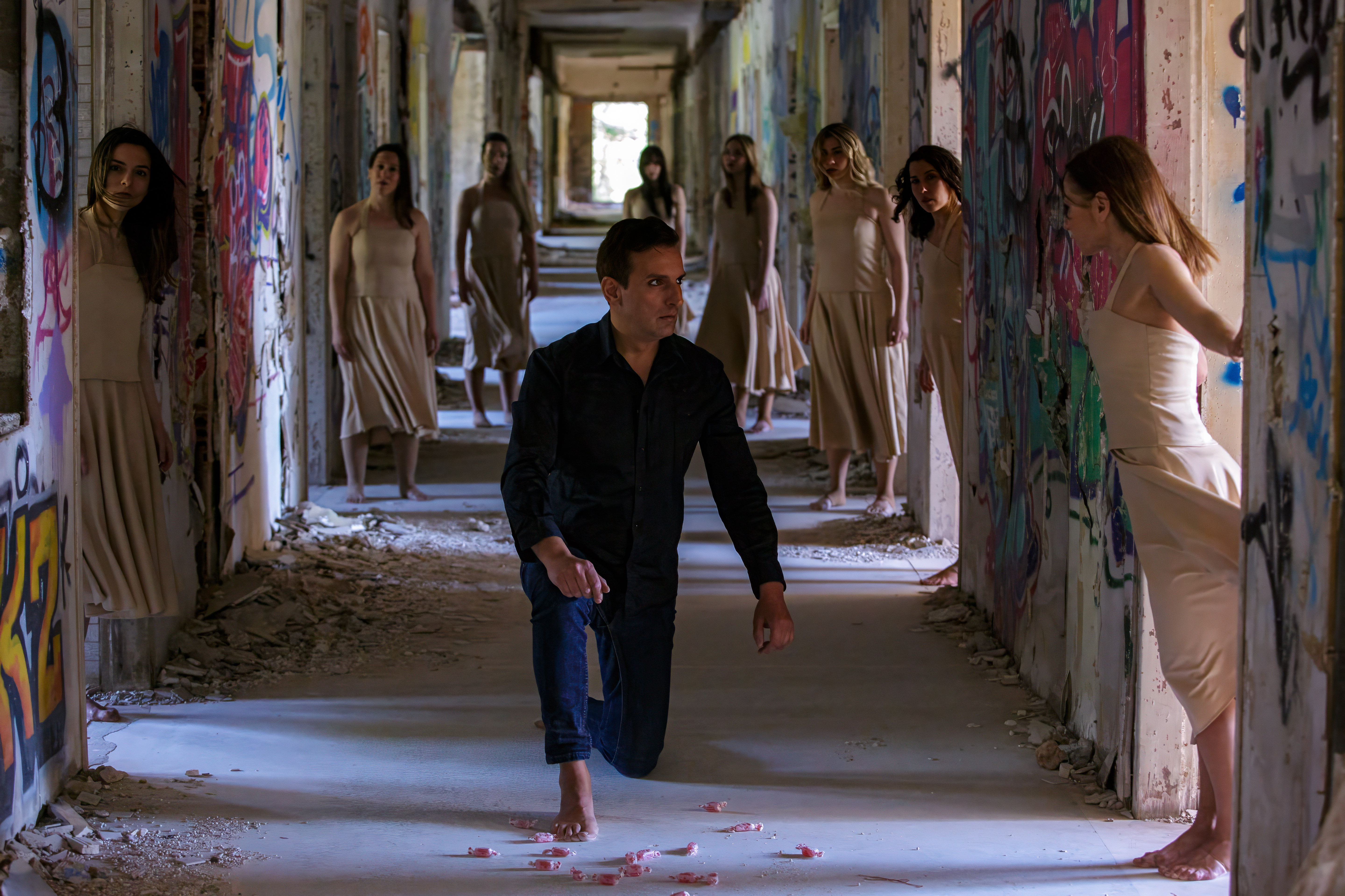 Χορεύοντας για τα θύματα έμφυλης βίας-1