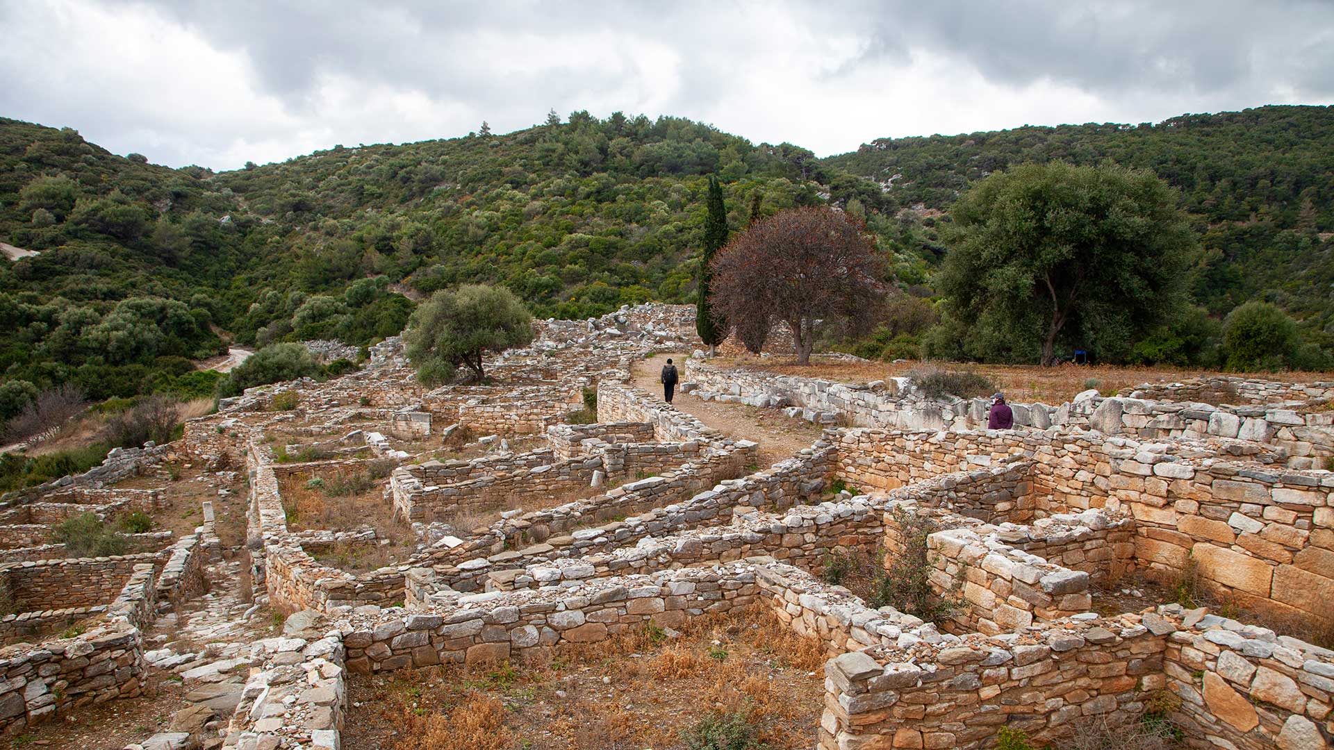 Ανοιξη σε τρεις άγνωστους αρχαιολογικούς χώρους της Αττικής-3