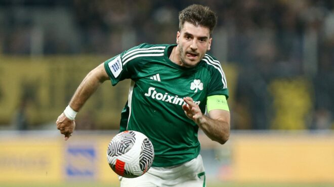 a-βola-η-σπόρτινγκ-πιέζει-για-τον-ιωαννίδ-563009071