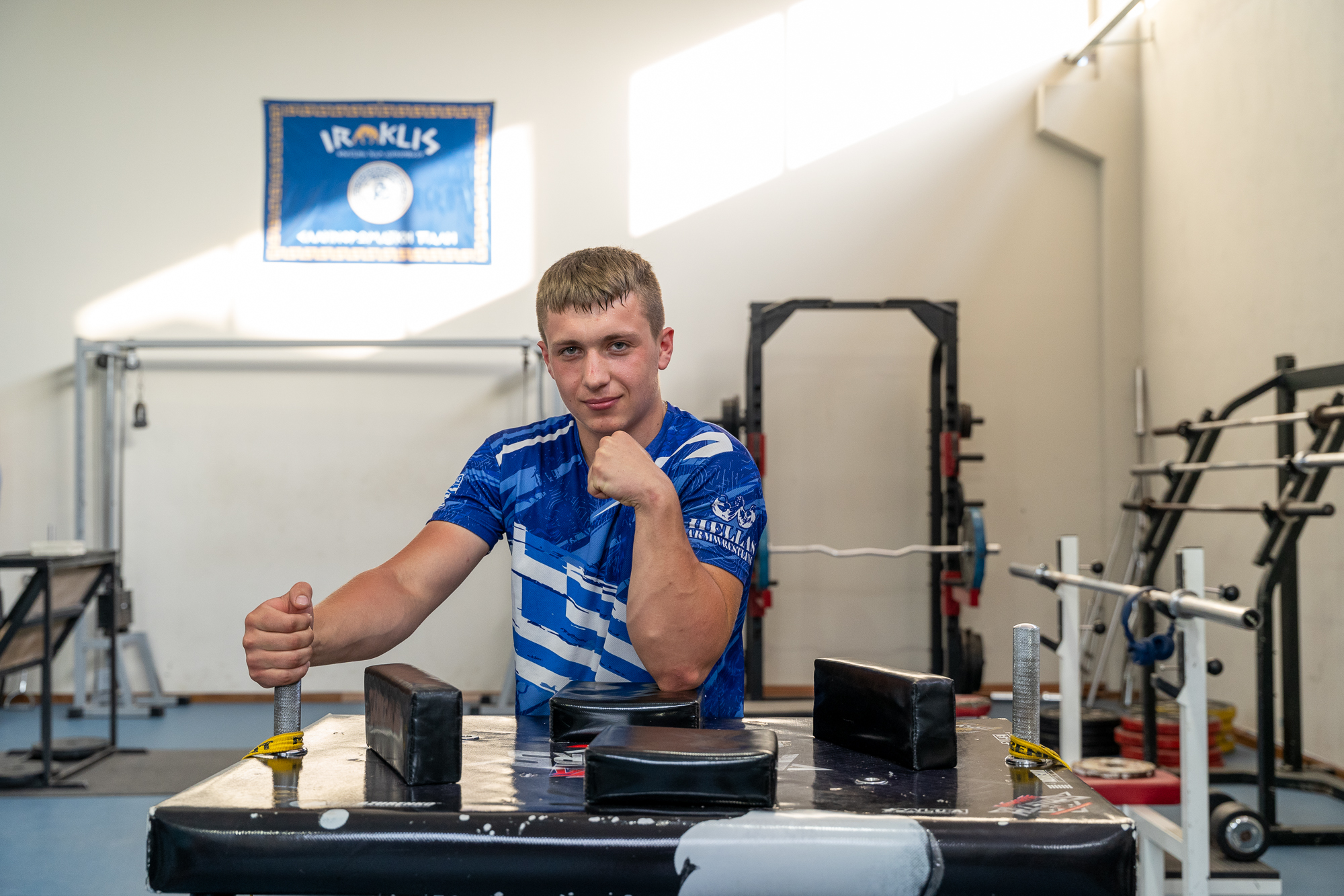 Οι χειροπαλαιστές του Ασπροπύργου-6