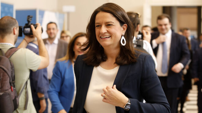 εντός-και-εκτός-η-έκπληξη-μητσοτάκη-στ-563029507