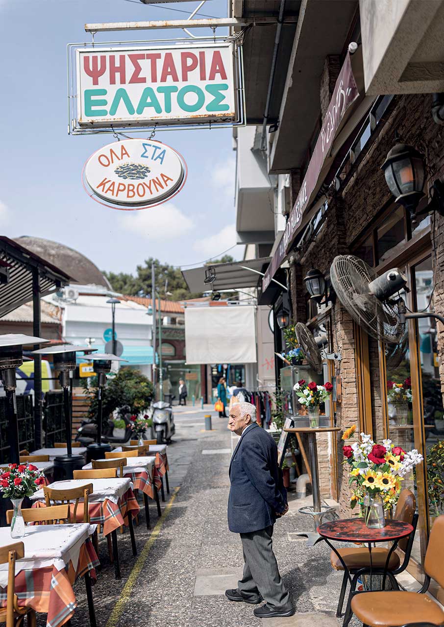 Οδός Πανός: O πεζόδρομος που παρατηρεί τη Λάρισα να αλλάζει-4