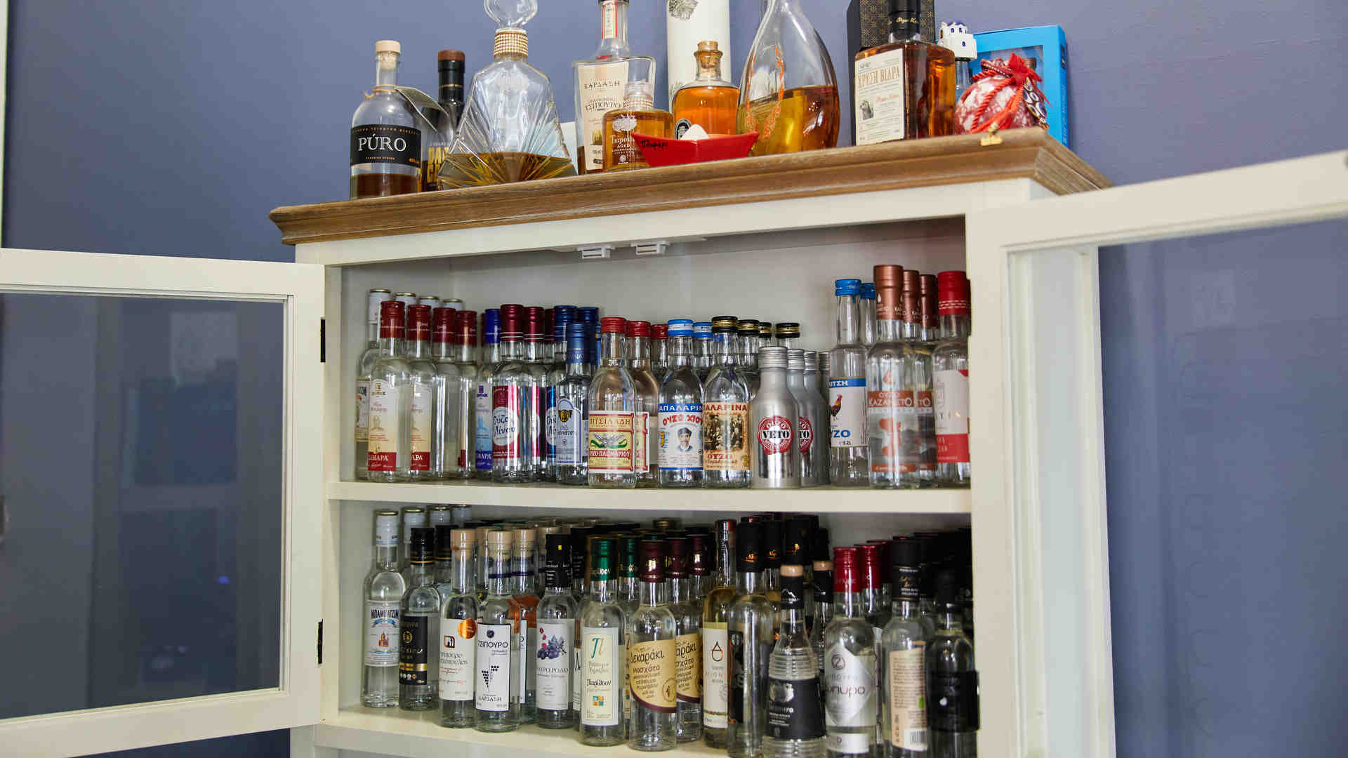 Ουζερί ο Κώστας, στον Κορυδαλλό: Εδώ τρως ό,τι βγάζει η θάλασσα-1