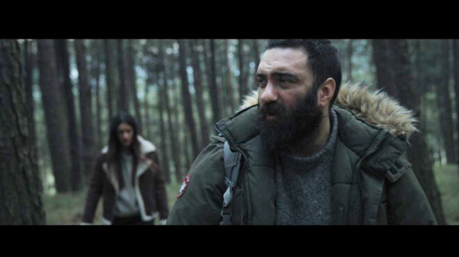 μην-ανοίγεις-την-πόρτα-υψηλές-επιδό-563052826