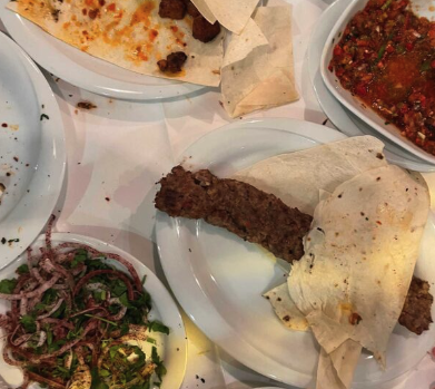 Κωνσταντινούπολη: 11 μαγαζιά με φημισμένα κεμπάπ και εμβληματικά μαγειρευτά-3