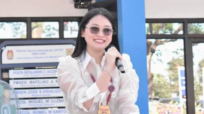 φιλιππίνες-μια-δήμαρχος-προσπαθεί-να-563037577