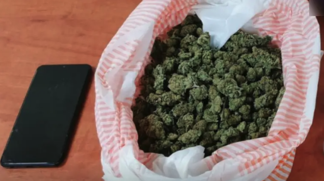 παλαιό-φάληρο-19χρονος-διακινούσε-ναρκ-563051386