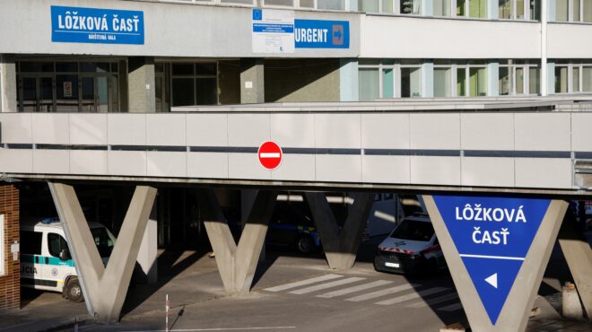 ορμπαν-για-φίτσο-βρίσκεται-μεταξύ-ζω-563029669