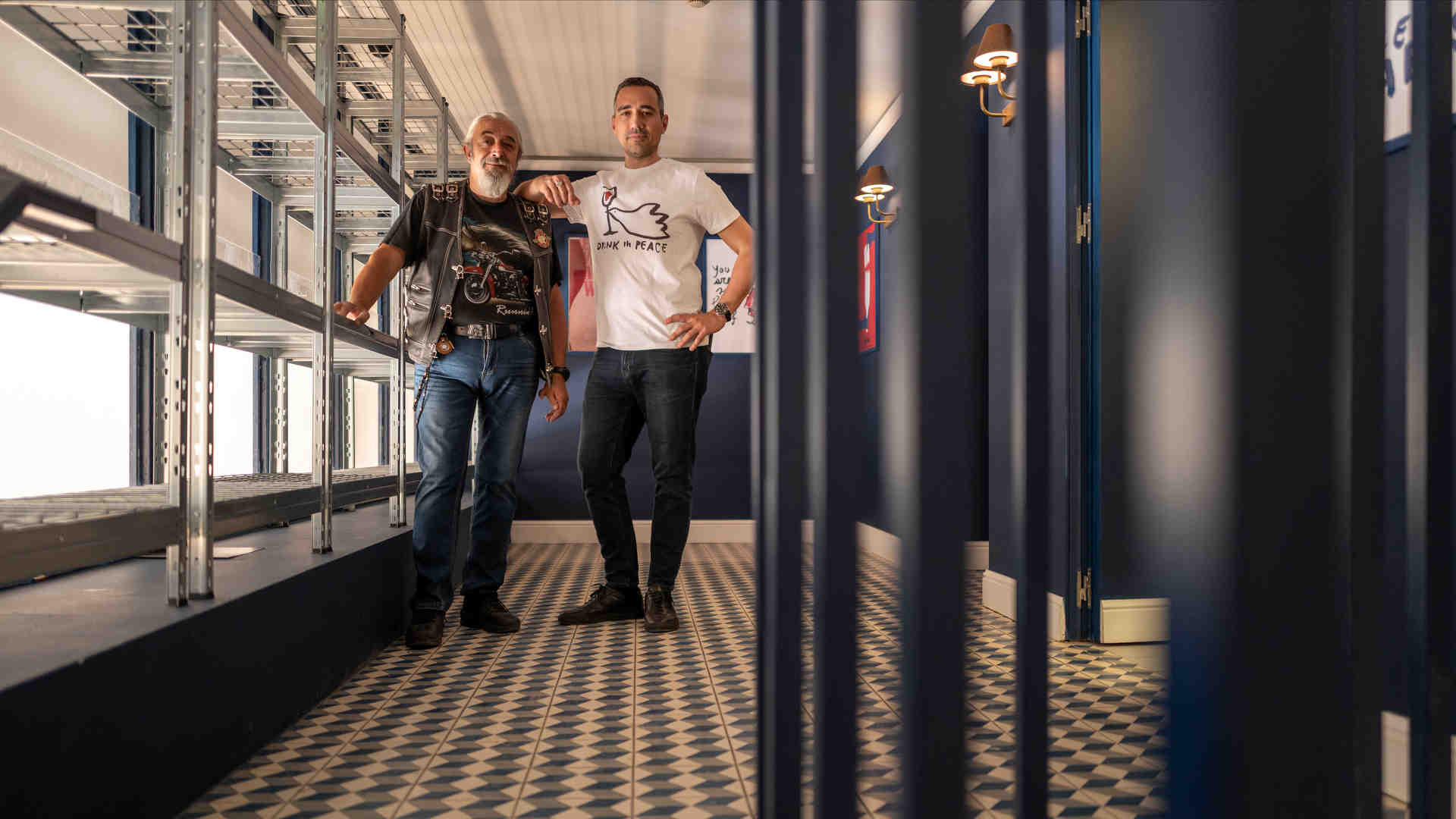 Τίφαννυς x 1905: Μπήκαμε πρώτοι στο μαγαζί της Θεσσαλονίκης που συζητιέται πριν ανοίξει-1