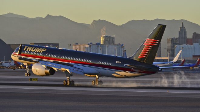 ηπα-φτερό-ιδιωτικού-αεροσκάφους-του-ν-563025691