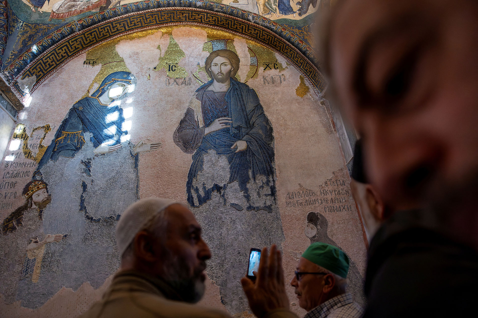 Διαβάστε στην «Καθημερινή της Κυριακής»-3