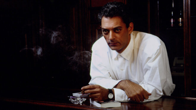 αποχαιρετισμός-σε-έναν-προσηνή-μύθο-563011603