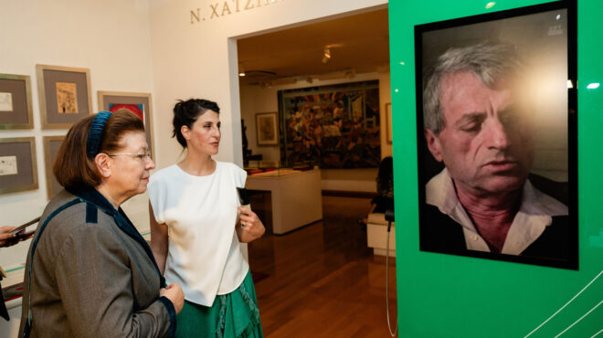 εντεκα-συν-μία-μορφές-της-ελληνικής-μο-563021311