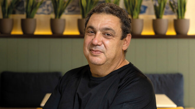 για-μεζέδες-με-ελληνική-ψυχή-στην-πλατ-563039719