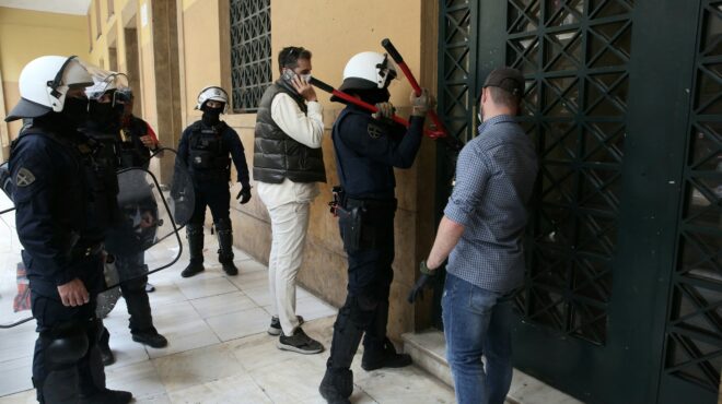 κατάληψη-νομικής-στις-28-μαΐου-η-δίκη-τω-563025157