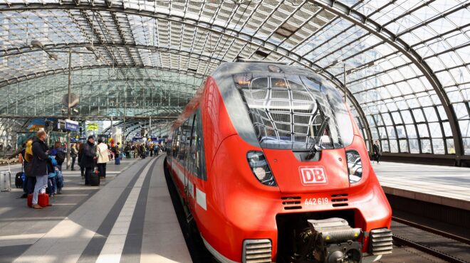 κίνητρα-στους-γερμανούς-για-να-εργάζο-563025571