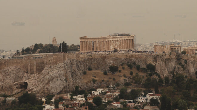 θερμοκρασία-σε-άνοδο-και-αυξημένες-συ-563032174