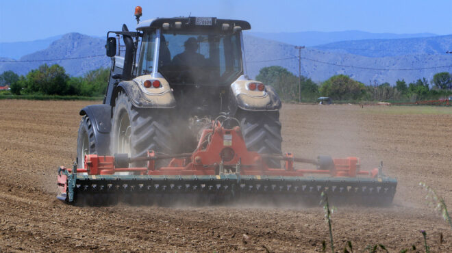 αγρότες-υπό-επιτήρηση-ο-οπεκεπε-563024053