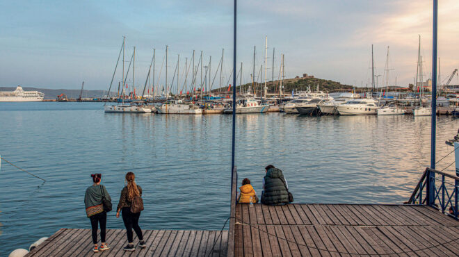 μία-βόλτα-στο-λαύριο-στη-συνοικία-που-έ-563015293