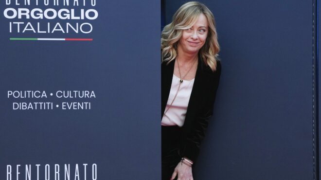 το-μαύρο-πρόβατο-που-παίρνει-τώρα-ρόλο-563010274