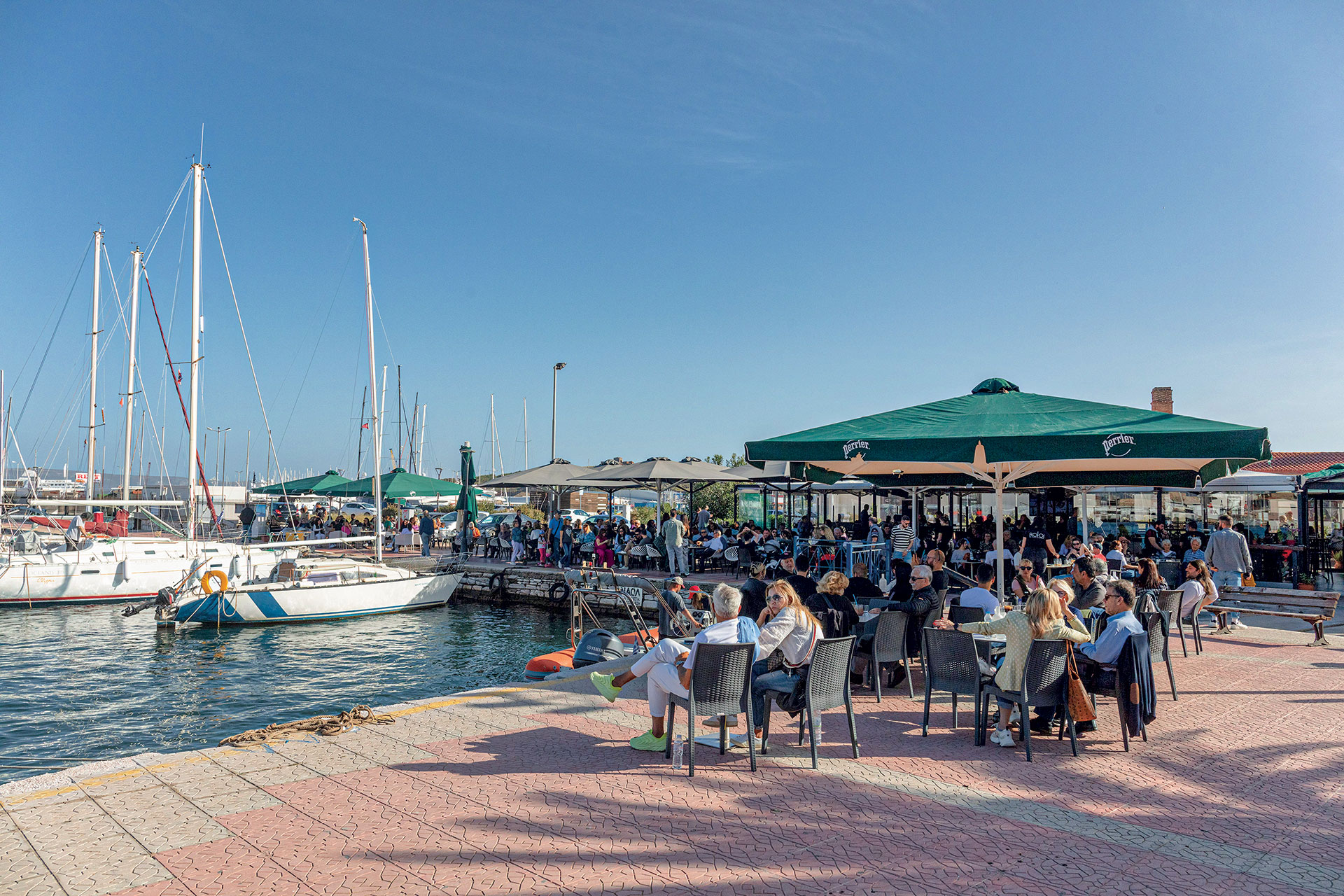 Μία βόλτα στο Λαύριο, στη συνοικία που έχτισαν εργάτες με τα χέρια τους-9
