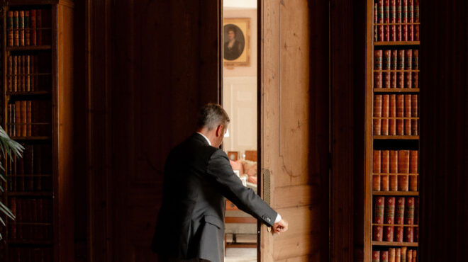 οι-μπάτλερ-της-νέας-εποχής-563035480