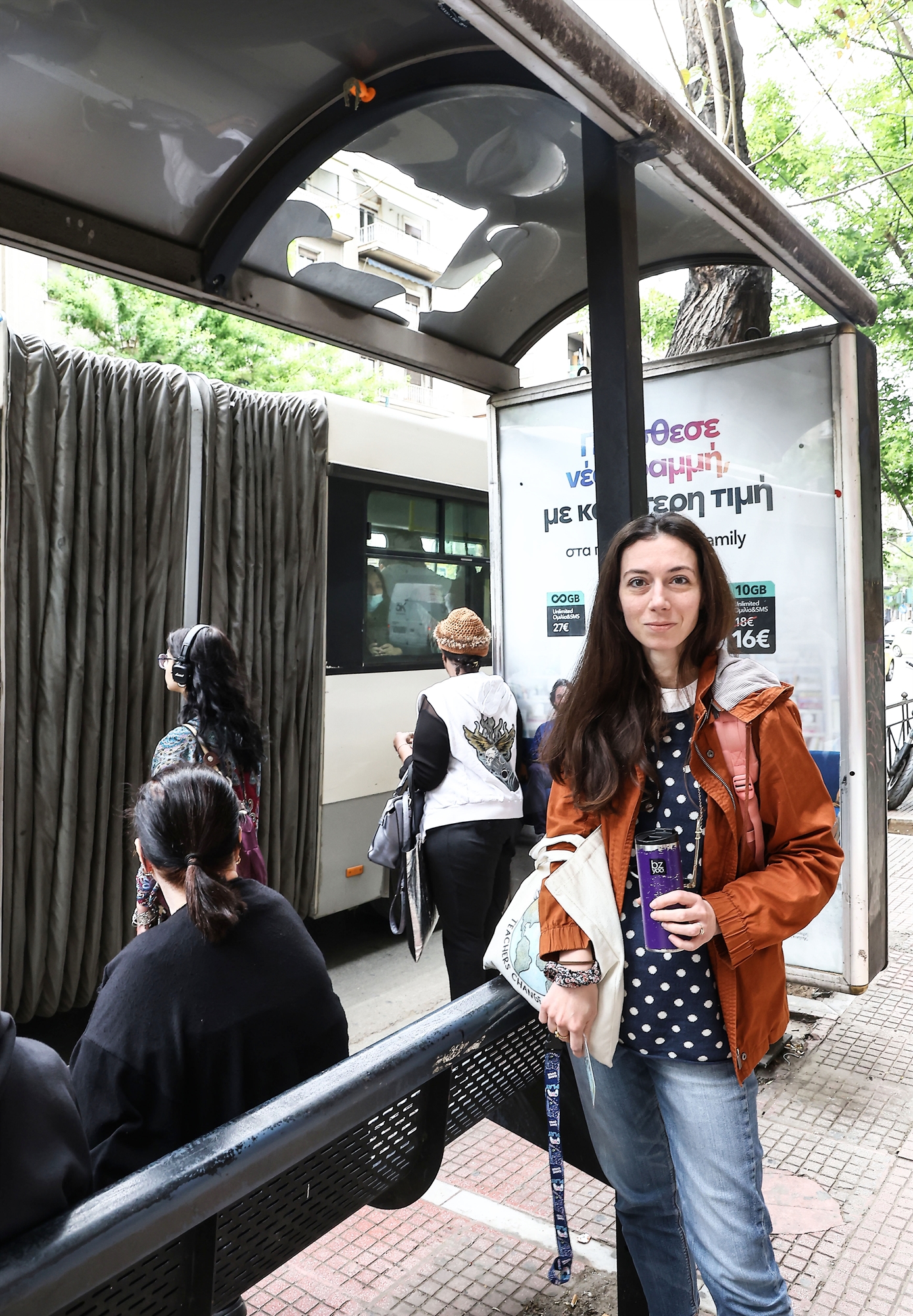 Λεωφορεία: Χώροι αναμονής που έγιναν της υπομονής – Η «Κ» καταγράφει την οδύσσεια των επιβατών-2