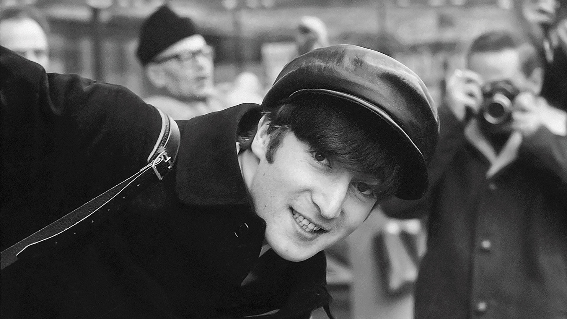 στο-κύμα-της-beatlemania-563052835