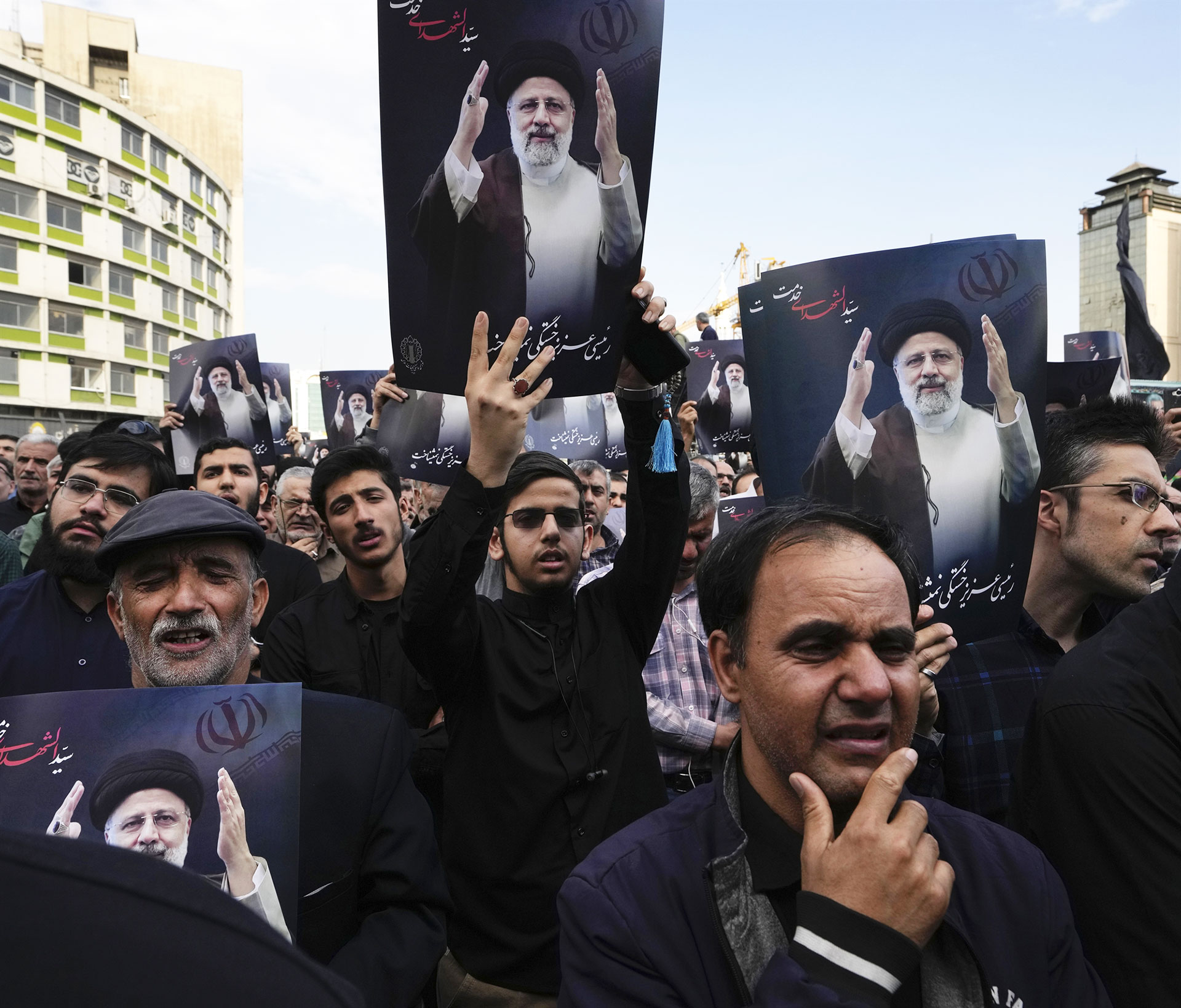 Θάνατος Ραϊσί: Δύσκολη καμπή για την Τεχεράνη-1