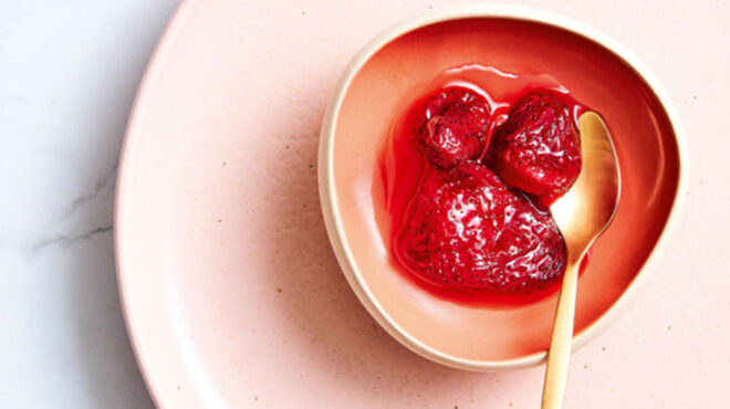 φράουλα-γλυκό-του-κουταλιού-με-κονιάκ-563029540