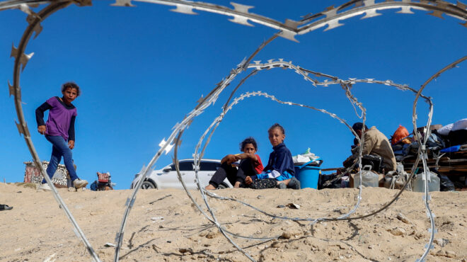 ηπα-επέμβαση-της-αστυνομίας-σε-mit-και-πα-563018368