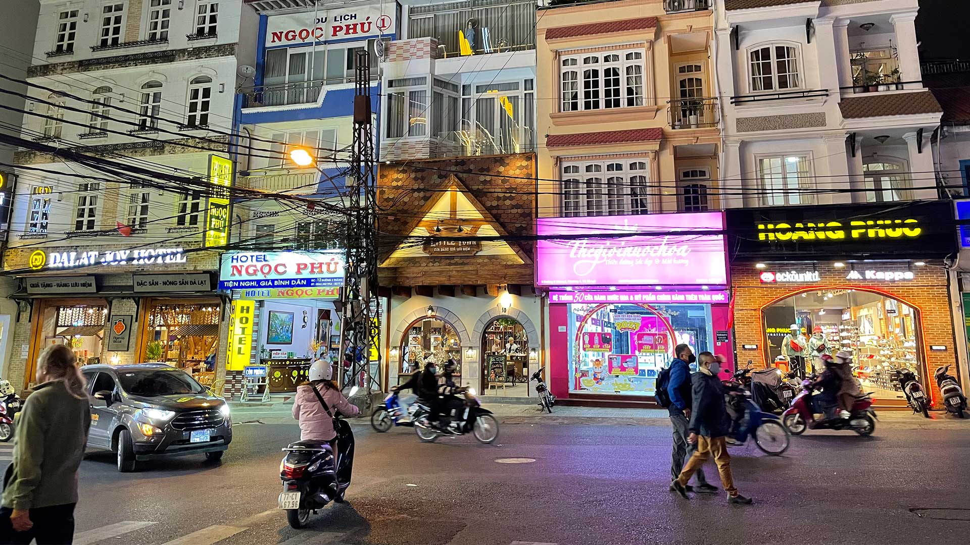 Συλλέκτες εμπειριών στο νότιο Βιετνάμ: Ενα συγκλονιστικό ταξίδι ζωής-11