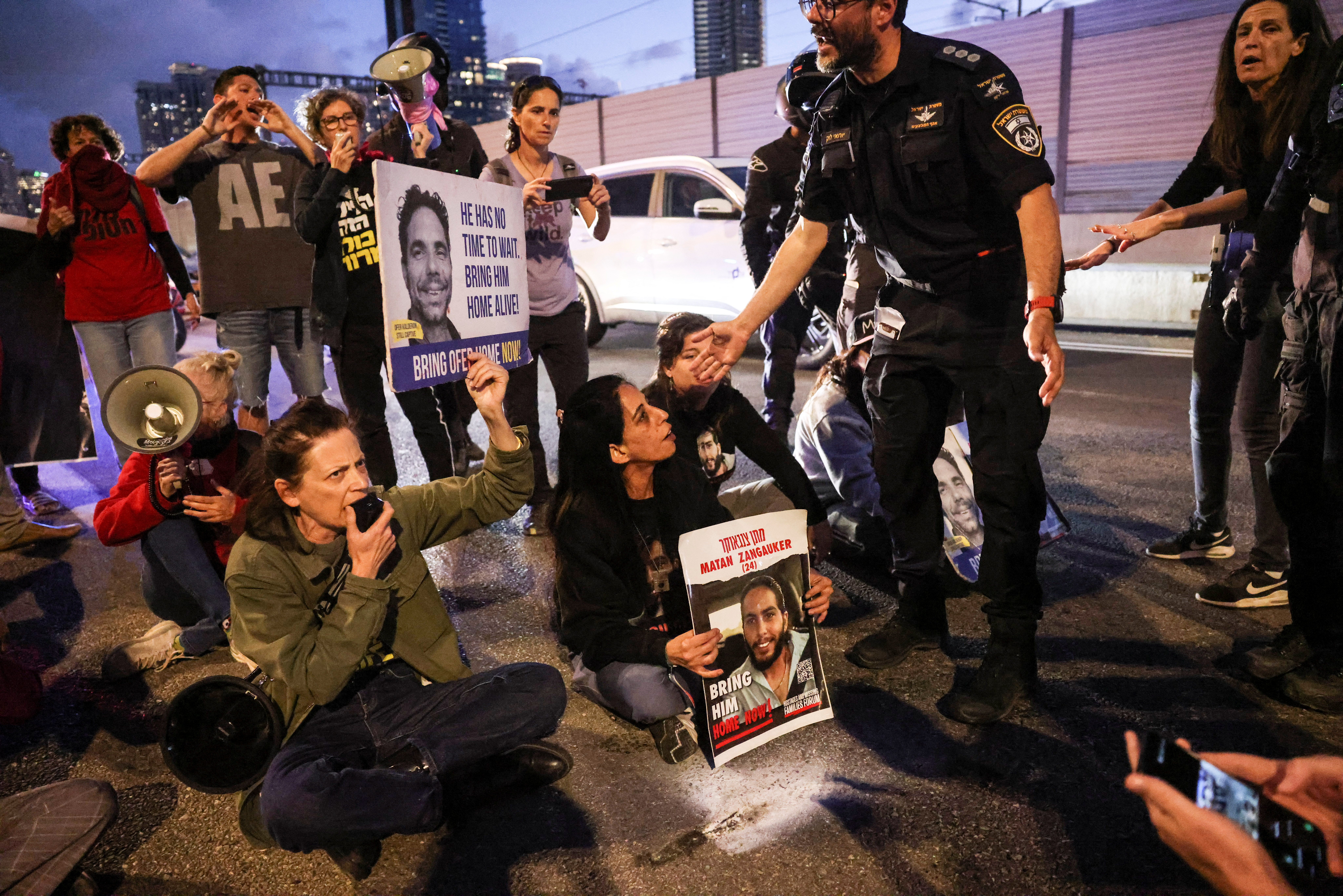 Γάζα: Το Ισραήλ πλήττει τη Ράφα – Σε τεντωμένο σχοινί οι συνομιλίες για εκεχειρία-3