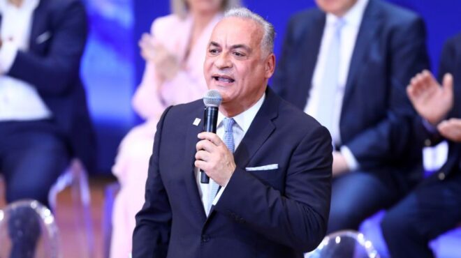 επίσκεψη-κεφαλογιάννη-στον-μπελέρη-σ-563012851