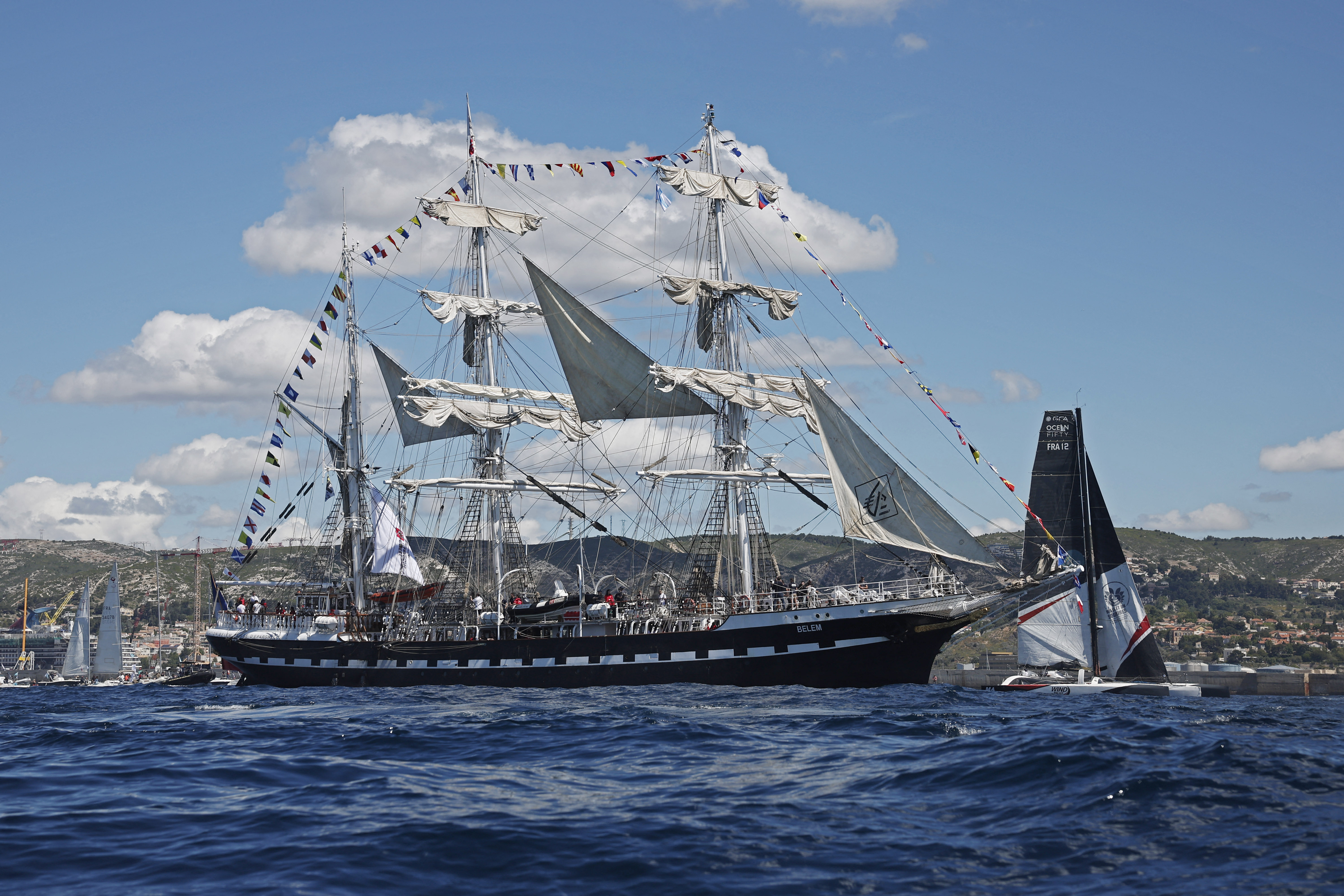 Η Ολυμπιακή Φλόγα έφτασε στη Μασσαλία υπό δρακόντεια μέτρα ασφαλείας-2