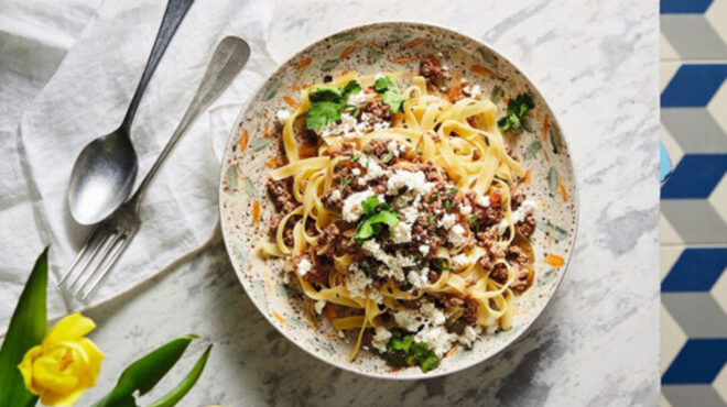 ματσάτα-με-κιμά-και-μυζήθρα-563039437