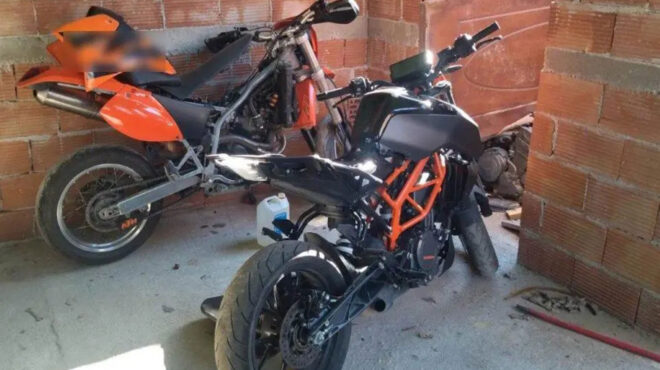 μενίδι-συνελήφθη-22χρονος-που-έκλεβε-μο-563047414