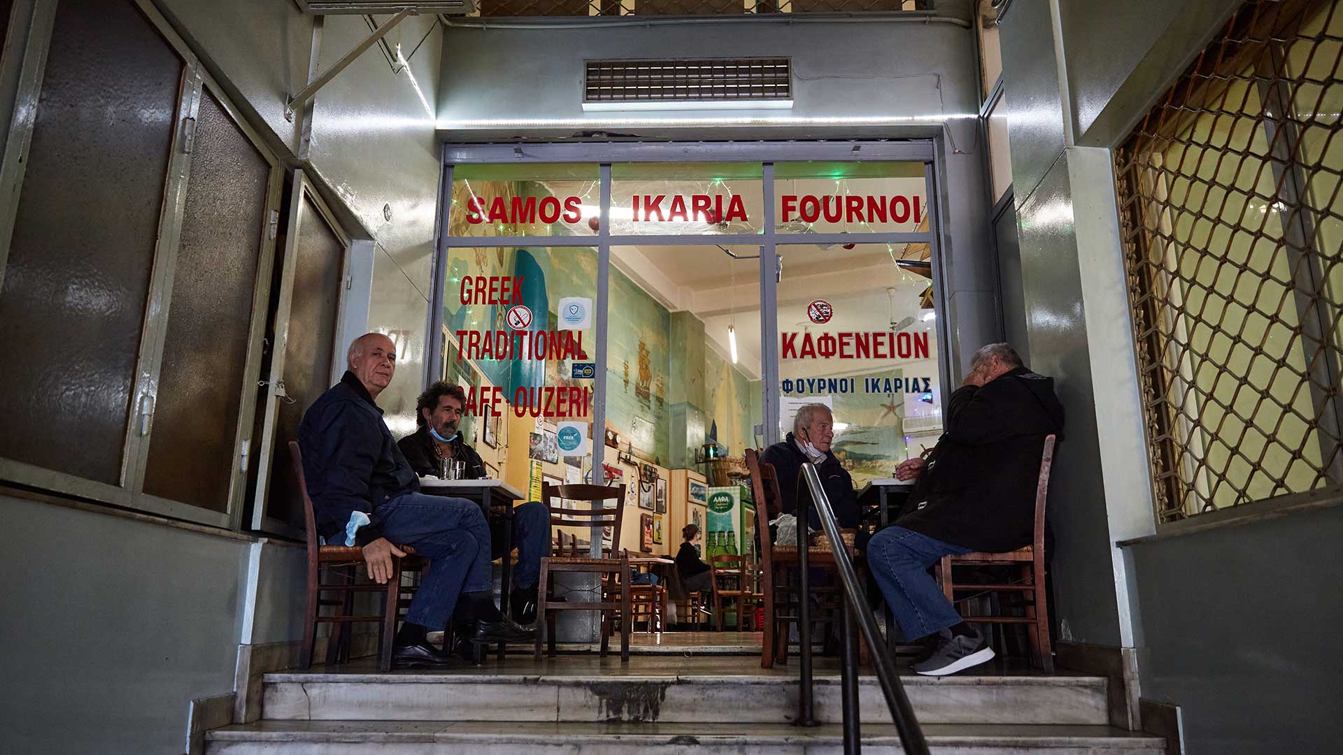 Η φάση είναι καφενείο: 10 στάσεις για διαλεχτά φαγάκια και το πρωί… φραπέ!-1