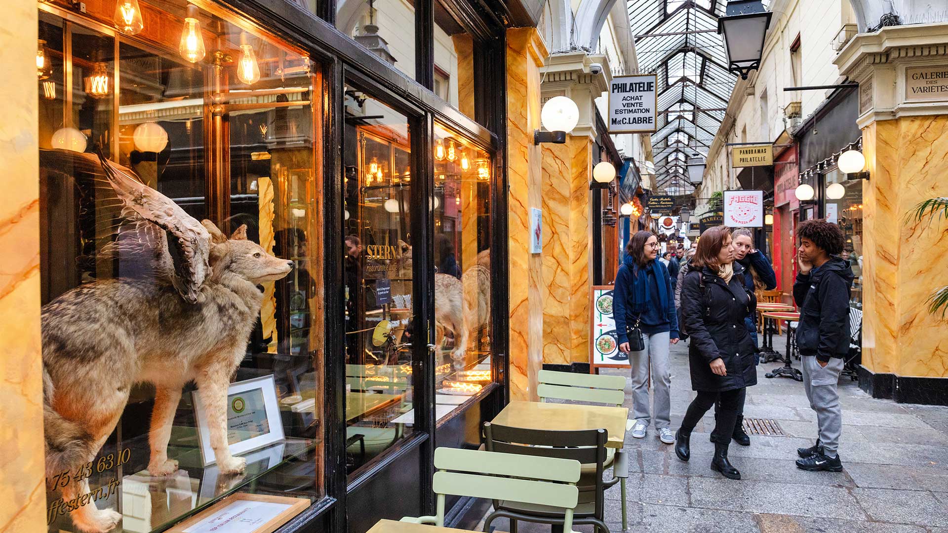 5 ξεχωριστές βόλτες σε γειτονιές του Παρισιού-4