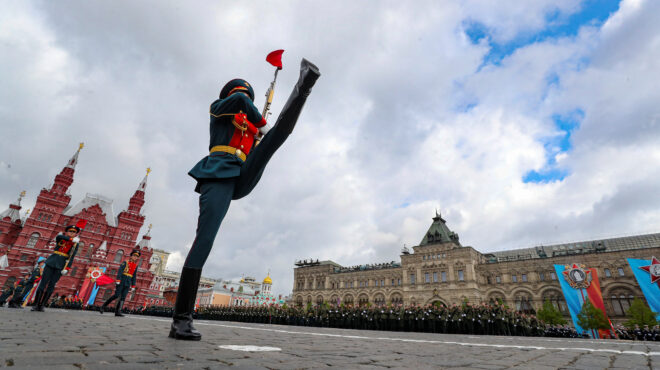 ημέρα-της-νίκης-η-ρωσία-γιορτάζει-με-πα-563016502